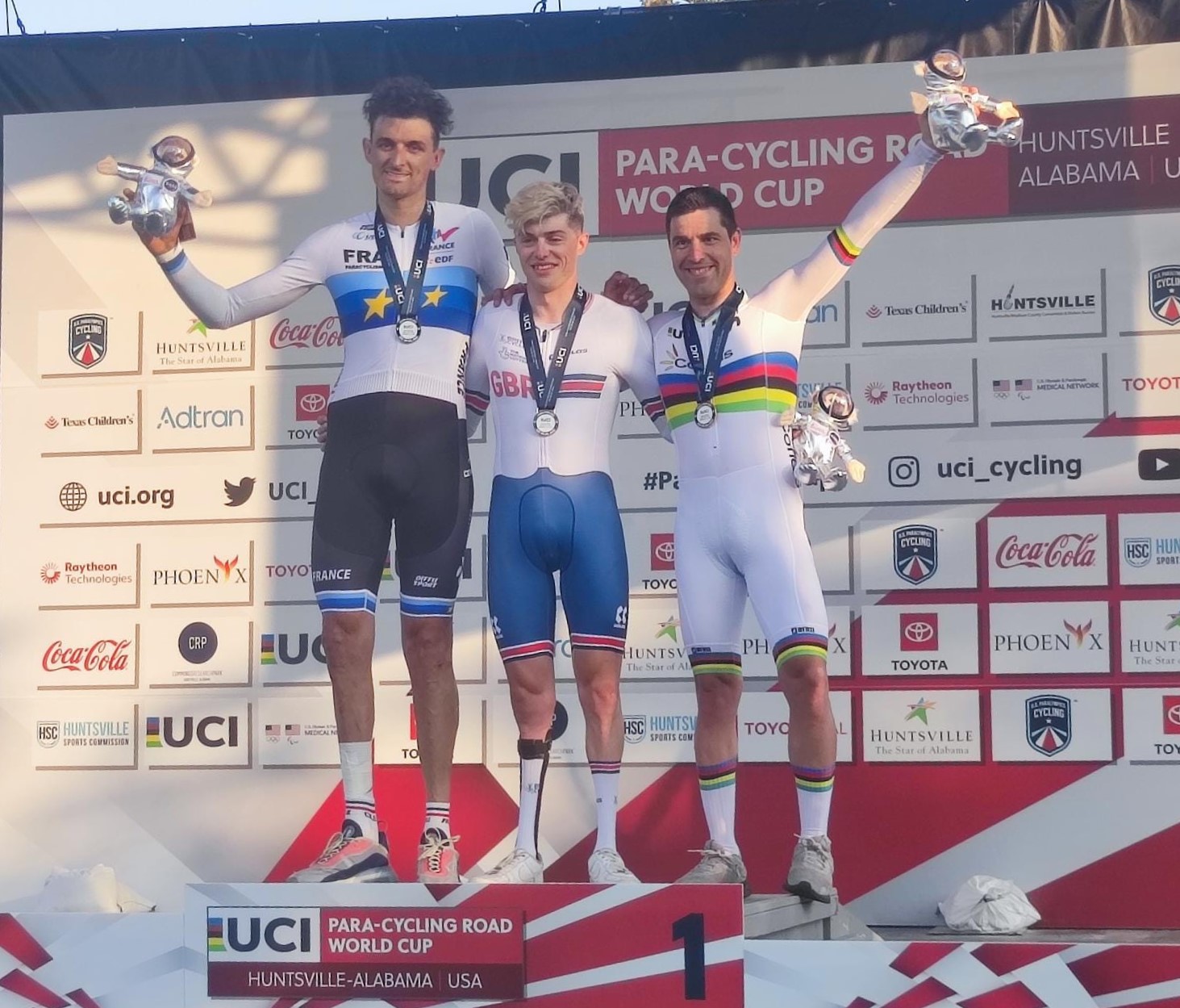 EDU SANTAS: DOBLE MEDALLA DE BRONCE EN LA COPA DEL MUNDO